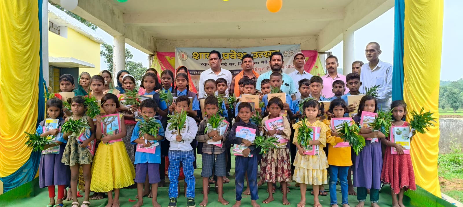 माध्यमिक शाला रंगोले में मनाया गया शाला प्रवेश उत्सव