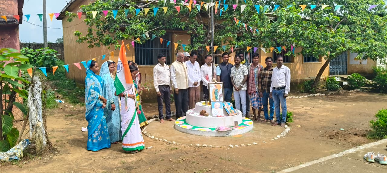 संकुल नूनेरा के अंतर्गत पूर्व माध्यमिक शाला रंगोले में घूम धाम से मनाया गया 79 वीं स्वतन्त्रता दिवस