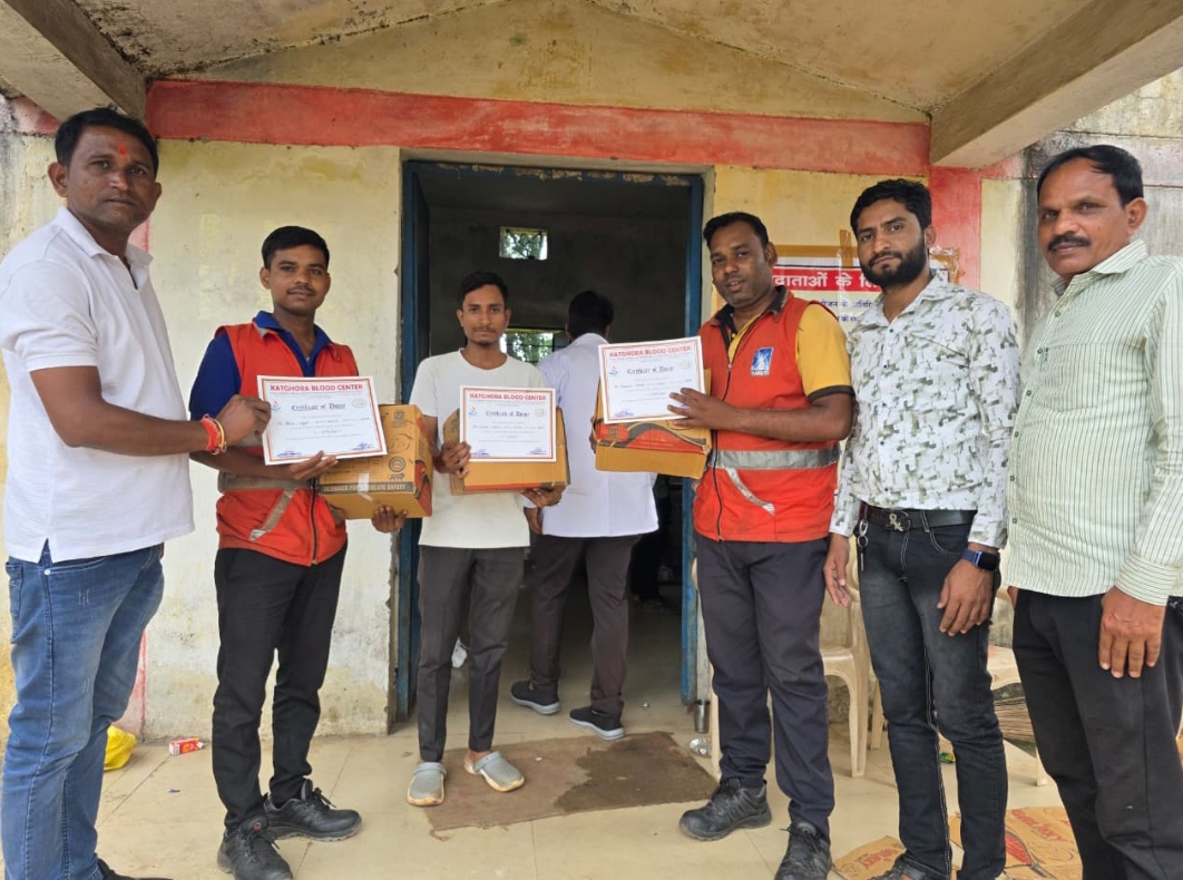 नुनेरा में वार्षिक रक्तदान शिविर में 50 यूनिट रक्तदान,आर्ट ऑफ लिविंग और ग्रामवासीयों के संयुक्त तत्वाधान में शिविर आयोजित । मारुति क्लीन कोल एंड पावर लिमिटेड का विशेष सहयोग