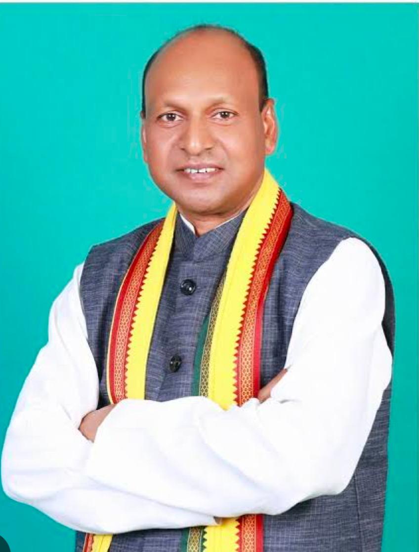 गोंगपा सुप्रीमो एवं विधायक तुलेश्वर हीरा सिंह मरकाम का जन्मदिन आज सेवा कार्यों के साथ मनाया जाएगा