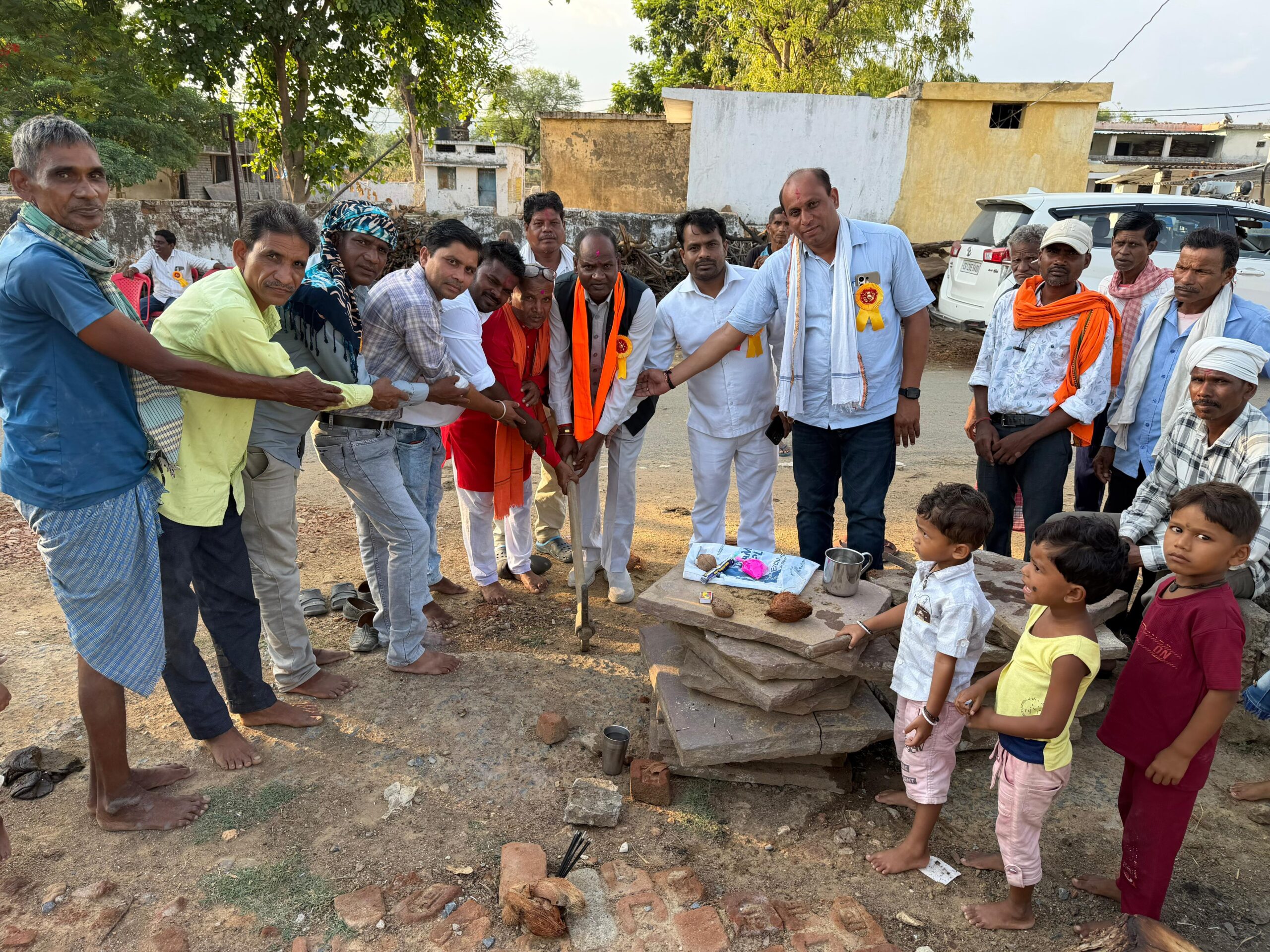 सराईपाली में सामुदायिक भवन व मंच निर्माण का हुआ भूमिपूजन, ग्रामीणों को मिलेगी बेहतर सुविधा